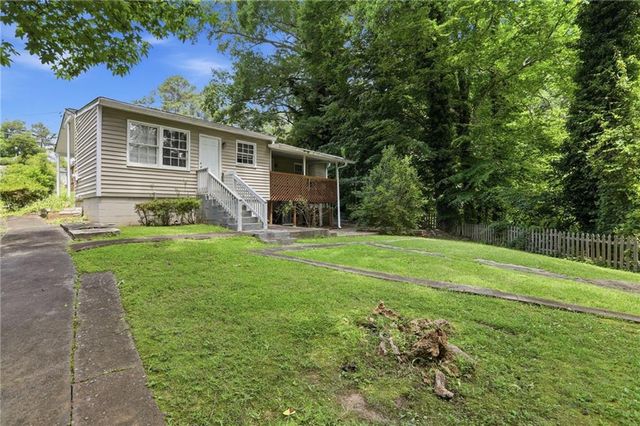 757 Alfred Road NW, Atlanta, GA 30331