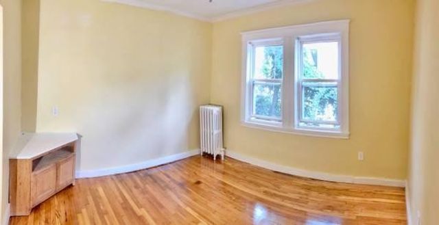 265 Hyde Park Ave 1R, Boston, MA 02130