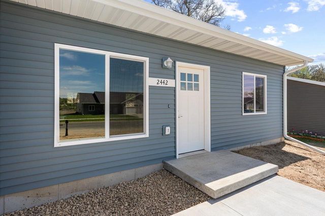 2442 Russell Court, Reedsburg, WI 53959