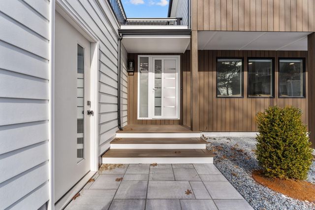 46 Greensward Circle, Mashpee, MA 02649