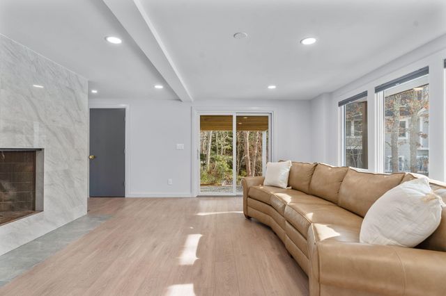 46 Greensward Circle, Mashpee, MA 02649