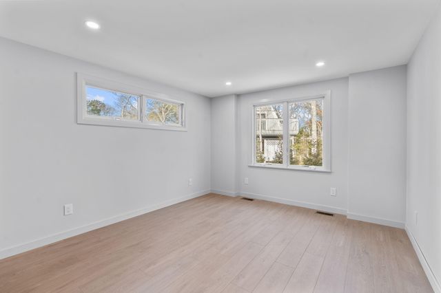 46 Greensward Circle, Mashpee, MA 02649