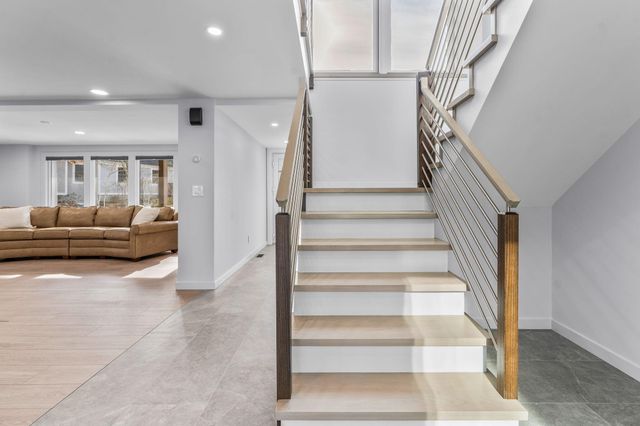 46 Greensward Circle, Mashpee, MA 02649