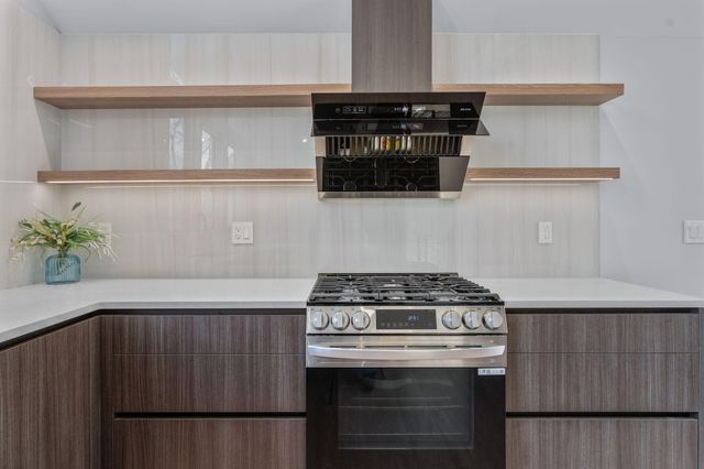 46 Greensward Circle, Mashpee, MA 02649