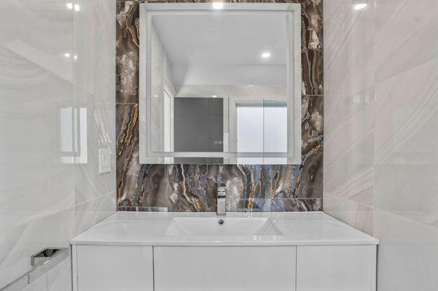 46 Greensward Circle, Mashpee, MA 02649