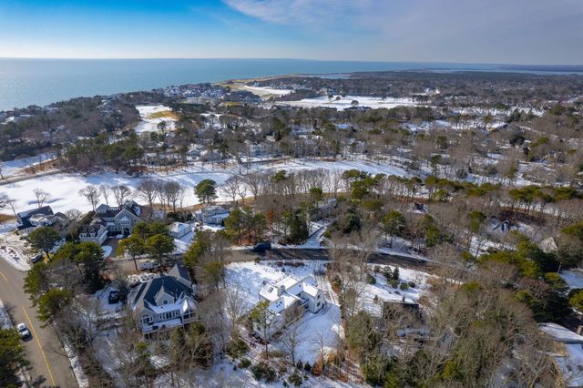 46 Greensward Circle, Mashpee, MA 02649