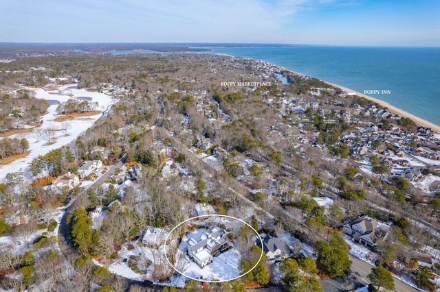 46 Greensward Circle, Mashpee, MA 02649