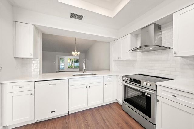 1535 NURSERY ROAD 106, Clearwater, FL 33756