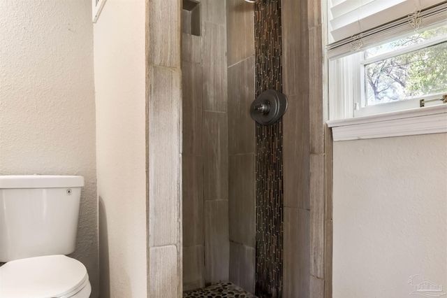 115 W Jordan St, Pensacola, FL 32501