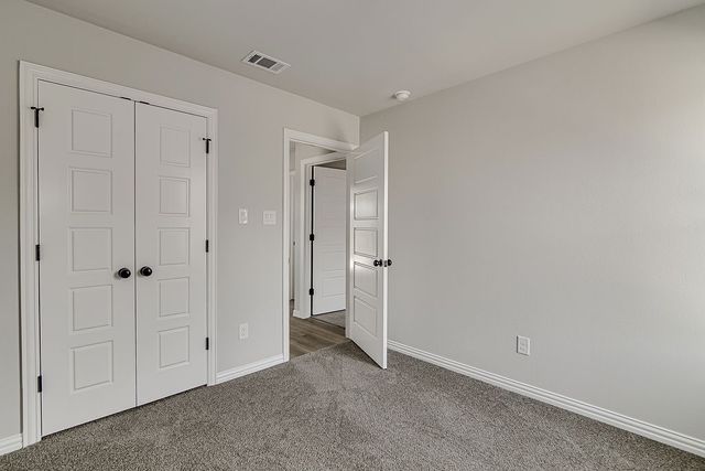 333 N Field Street, Burleson, TX 76028