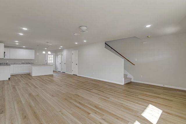 333 N Field Street, Burleson, TX 76028