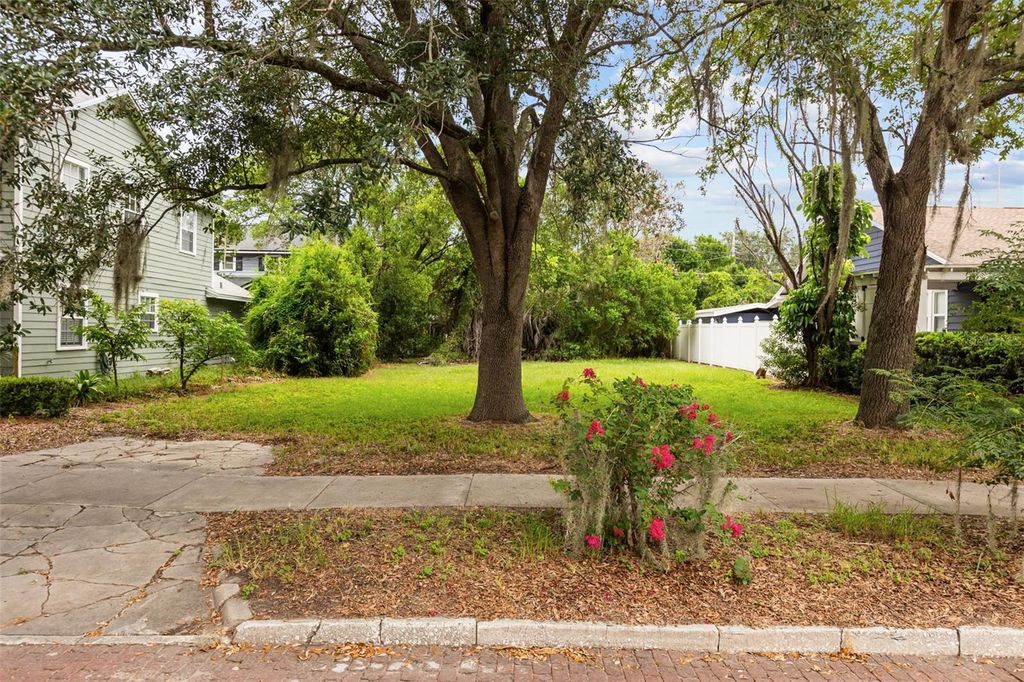 311 E YALE STREET, Orlando, FL 32804