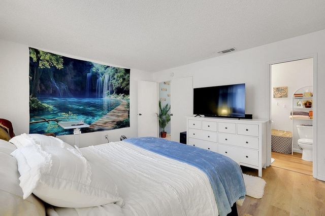 3960 Oak Villa Cir, Carmichael, CA 95608