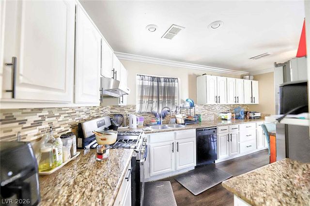 4716 Bennett Drive, Las Vegas, NV 89121