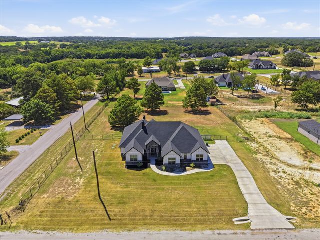 125 County Road 4865, Azle, TX 76020