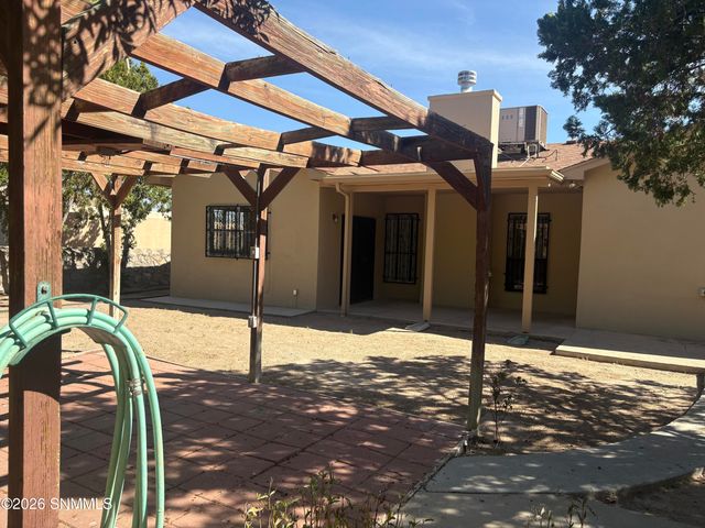 2687 Nebula Way, Las Cruces, NM 88011