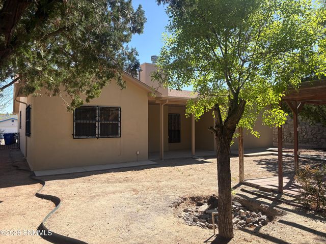 2687 Nebula Way, Las Cruces, NM 88011