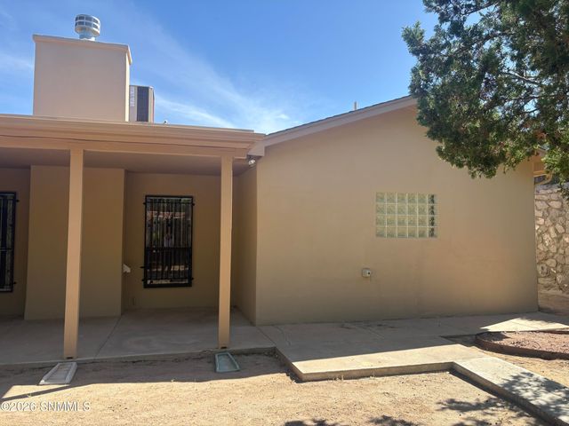 2687 Nebula Way, Las Cruces, NM 88011