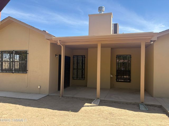 2687 Nebula Way, Las Cruces, NM 88011