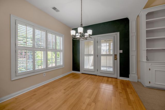 2468 Franks Way, Lexington, KY 40509