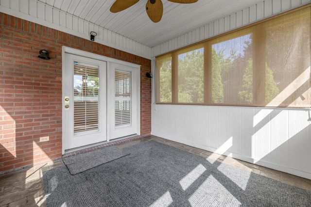 2468 Franks Way, Lexington, KY 40509