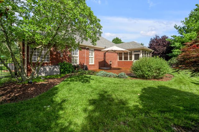 2468 Franks Way, Lexington, KY 40509
