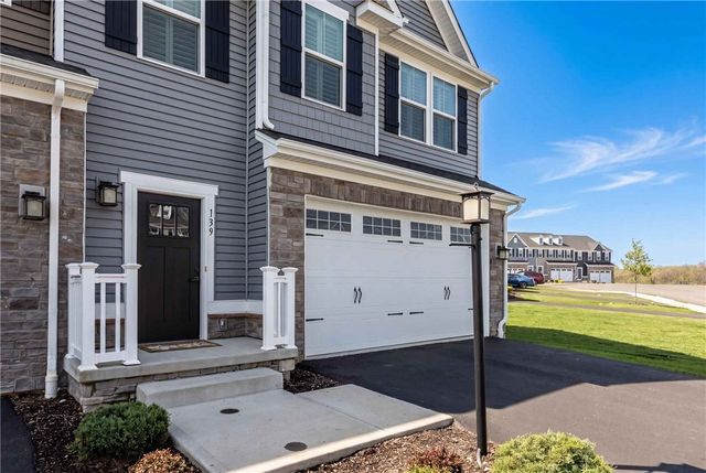 139 Melinda Ct, Ohio Twp, PA 15143