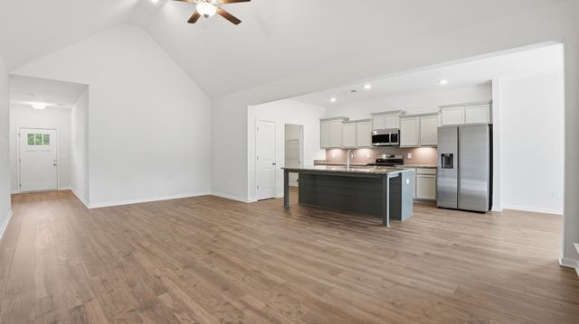 114 Riverchase Drive, Tullahoma, TN 37388