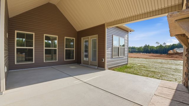 114 Riverchase Drive, Tullahoma, TN 37388