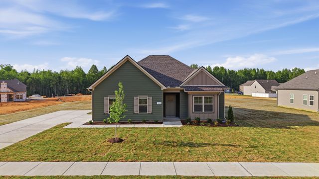 114 Riverchase Drive, Tullahoma, TN 37388