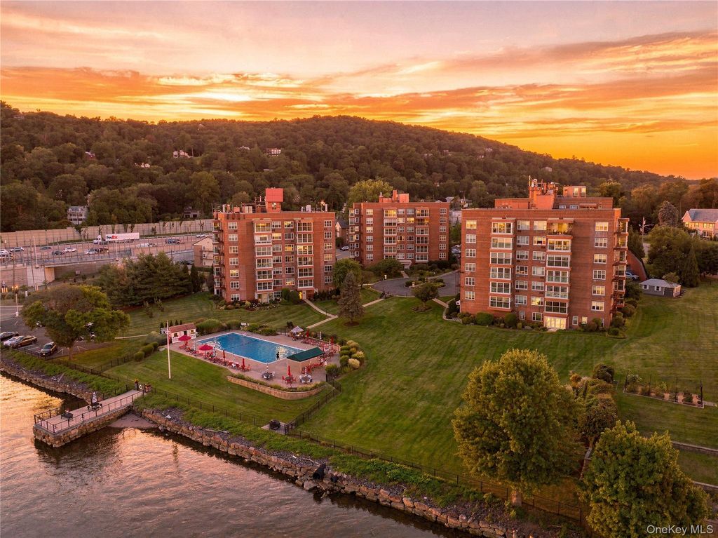 1 Salisbury Point 4D, Nyack, NY 10960 — exterior