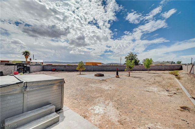 4045 River Heights Lane, Logandale, NV 89021