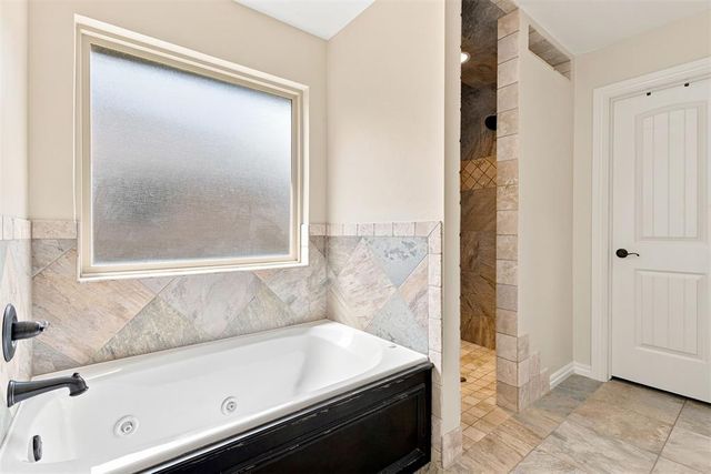 4901 NW 155th Street, Edmond, OK 73013