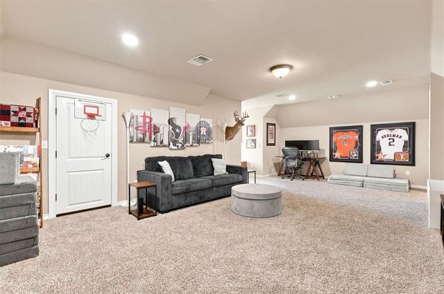 4901 NW 155th Street, Edmond, OK 73013