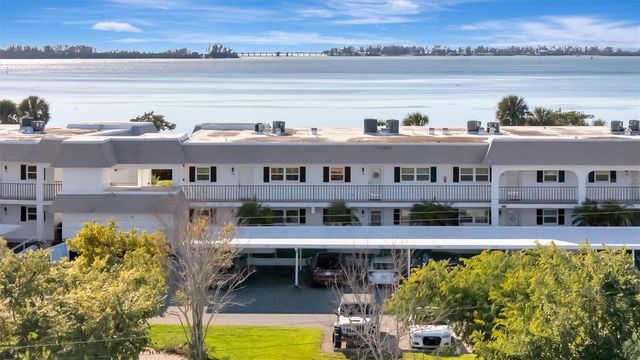 4741 INDEPENDENCE DRIVE, Bradenton, FL 34210