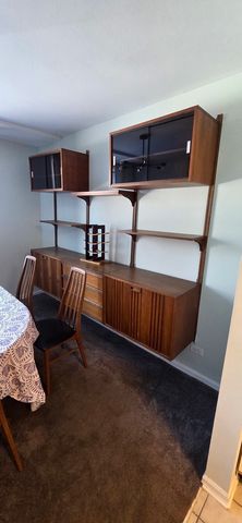 450 Raintree Court 2M, Glen Ellyn, IL 60137