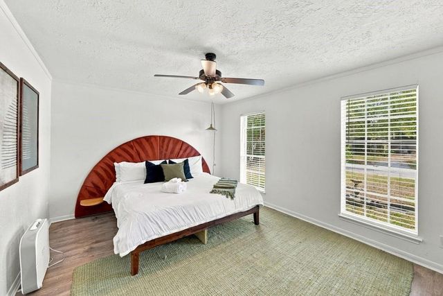 27209 Wells Lane, Conroe, TX 77385