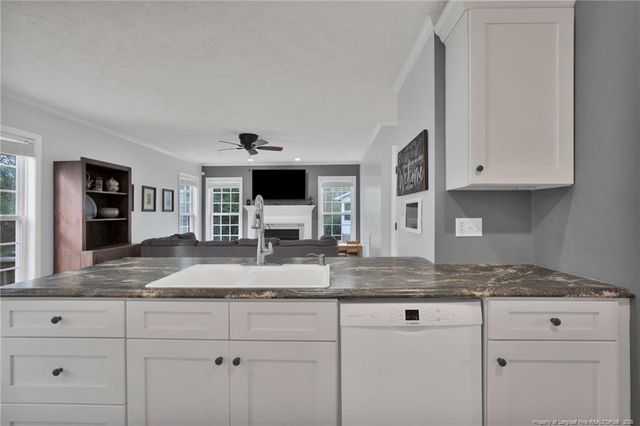 3500 Sunchase Court, Fayetteville, NC 28306