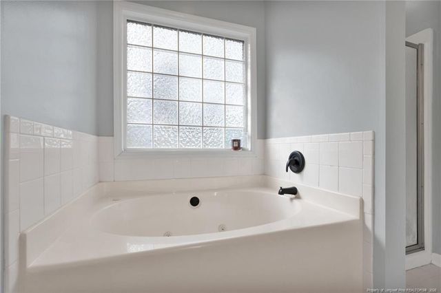 3500 Sunchase Court, Fayetteville, NC 28306