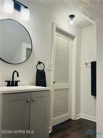 1027 Michigan Avenue, Maumee, OH 43537