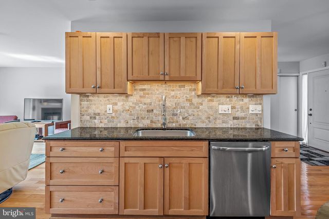 7261 DOCKSIDE LN, Columbia, MD 21045