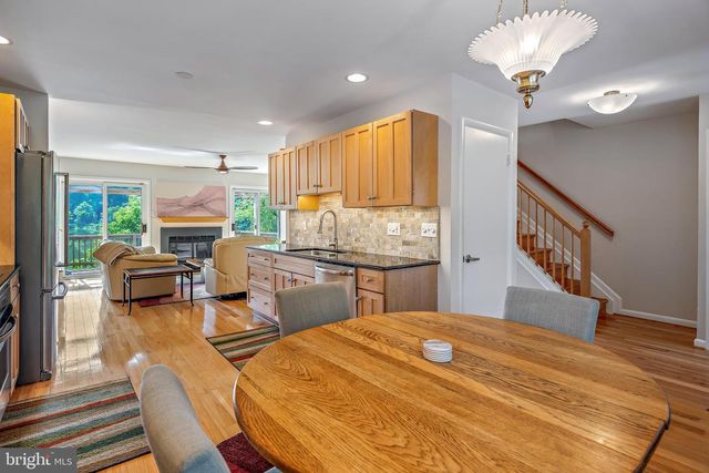 7261 DOCKSIDE LN, Columbia, MD 21045