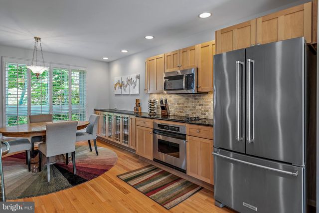 7261 DOCKSIDE LN, Columbia, MD 21045
