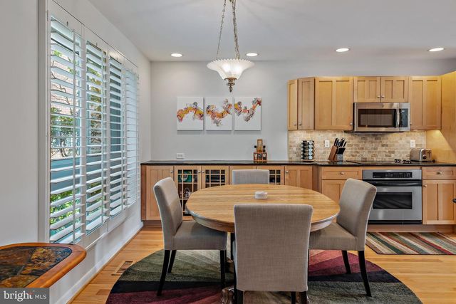 7261 DOCKSIDE LN, Columbia, MD 21045