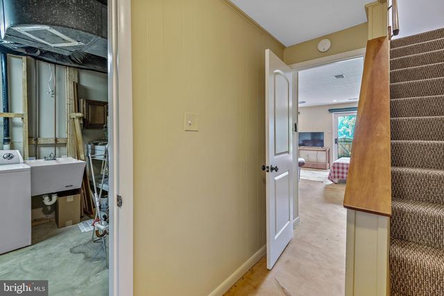 7261 DOCKSIDE LN, Columbia, MD 21045