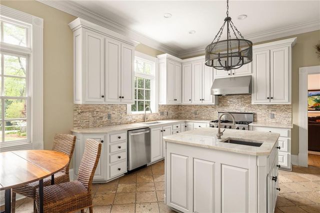 2950 Nancy Creek Road NW, Atlanta, GA 30327