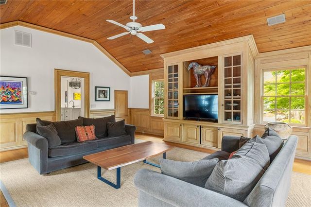 2950 Nancy Creek Road NW, Atlanta, GA 30327