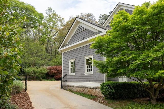 2950 Nancy Creek Road NW, Atlanta, GA 30327