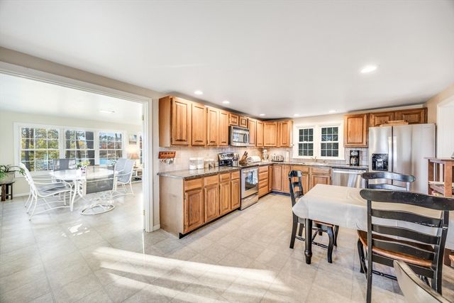 38 Rainbow Way, Harwich, MA 02645