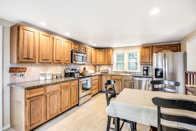 38 Rainbow Way, Harwich, MA 02645